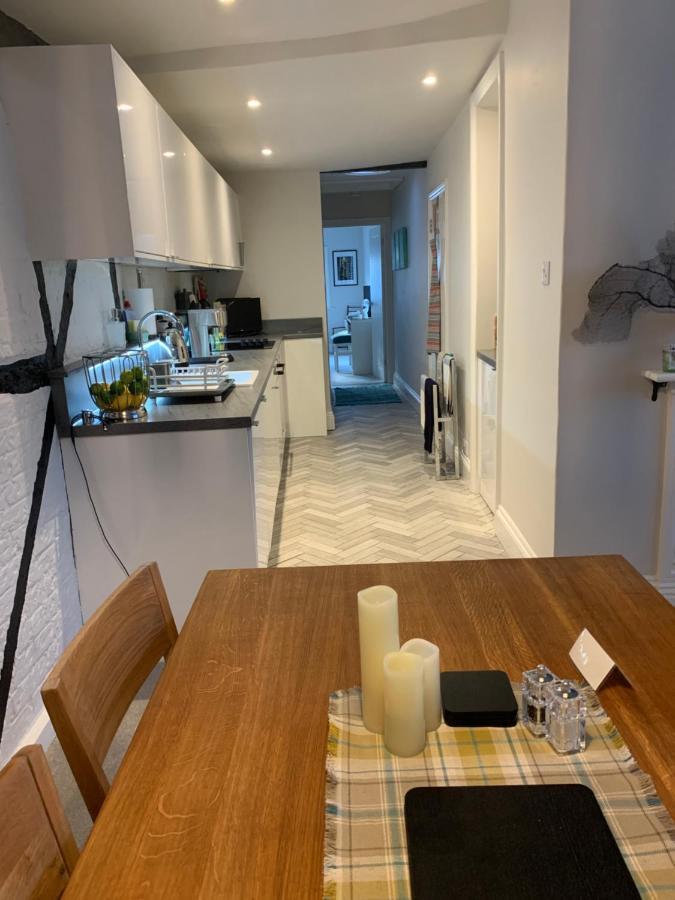 Hideaway Holiday Apartment Salisbury Exteriér fotografie
